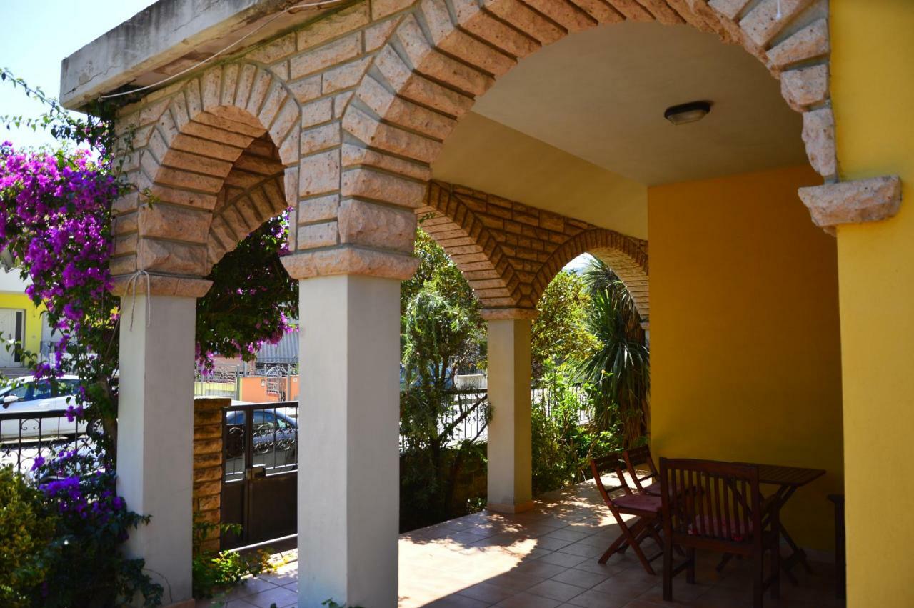 Appartamenti Villa Elisa Bosa Exteriör bild