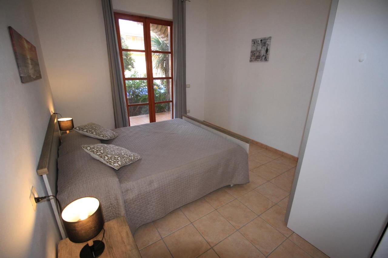 Appartamenti Villa Elisa Bosa Exteriör bild